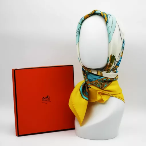 FOULARD HERMES "LE NORMANDS" </br> BAL 216989
