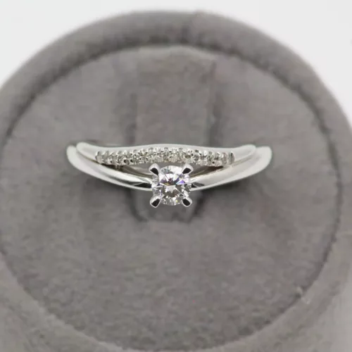 ANELLO CON DIAMANTE CENTRALE</br>REOX 189118