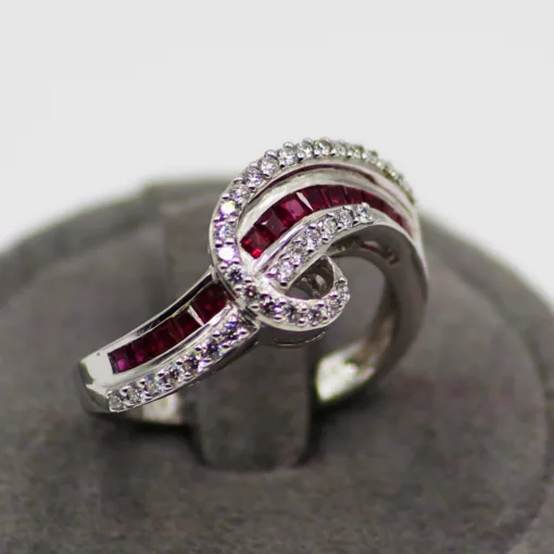 ANELLO MOTIVO A NASTRI </br> BBOX 30695