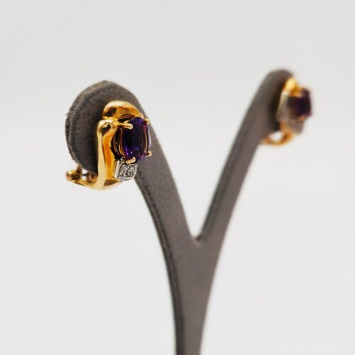 Alternative view of ORECCHINI ORO GIALLO E BIANCO CON AMETISTE E BRILLANTI </br>SMOX 5498